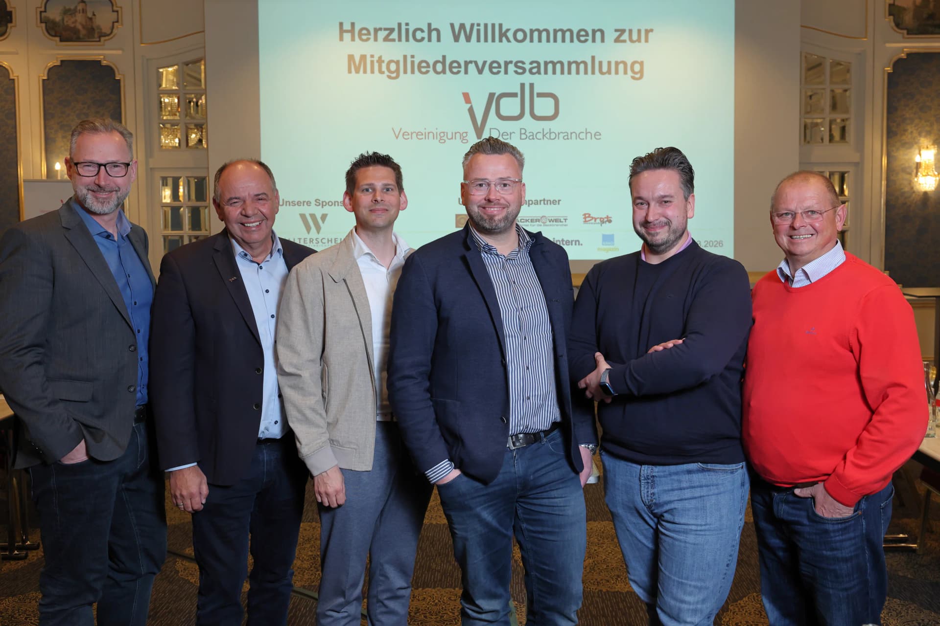 das neu gewahlte prasidium der vdb von links andre bernatzky thomas ludwig henning tau prasident fre